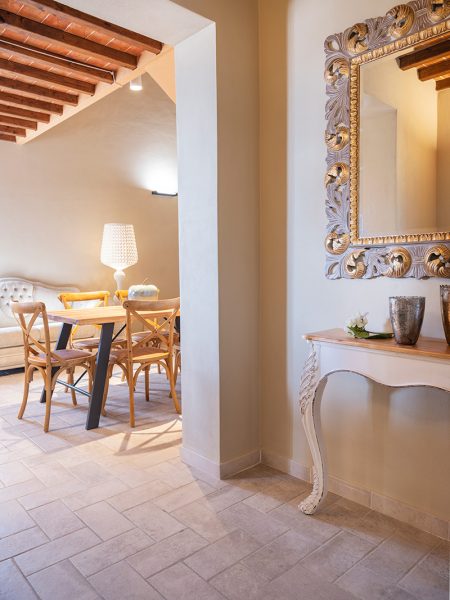 Luxury apartment Pelagaccio agriturismo with swimming pool in Tuscany