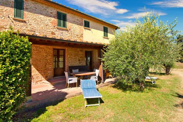 One bedroom apartment Pelagaccio agriturismo with swimming pool in Tuscany